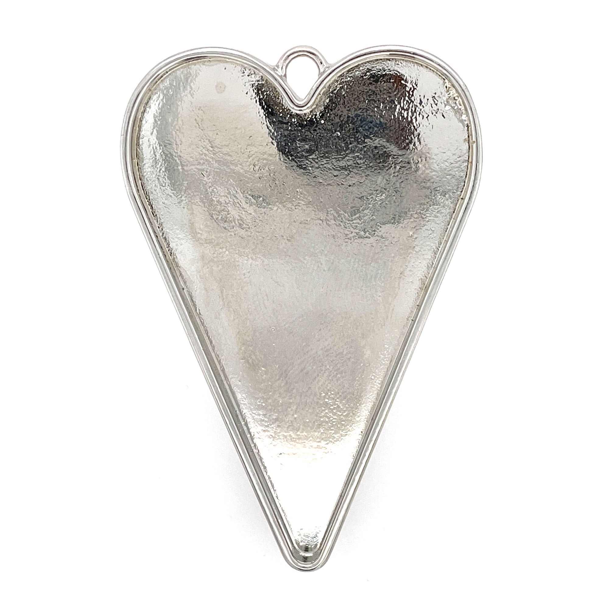 Silver Heart Closed Bezel