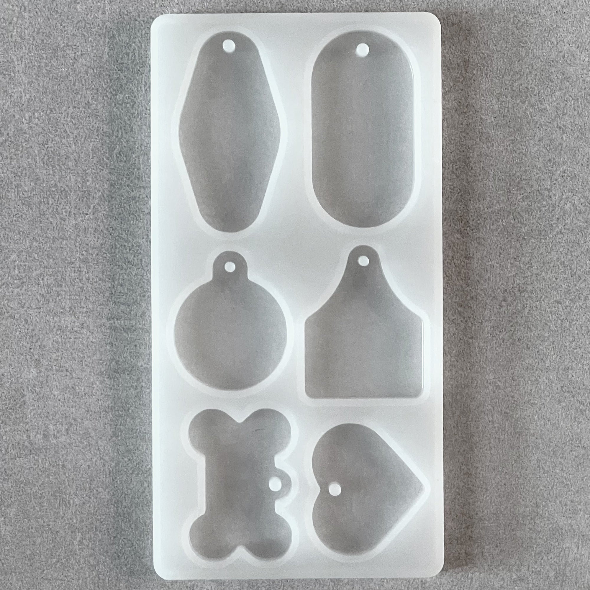 Working with Silicone Resin Molds Best Practices and Common Issues