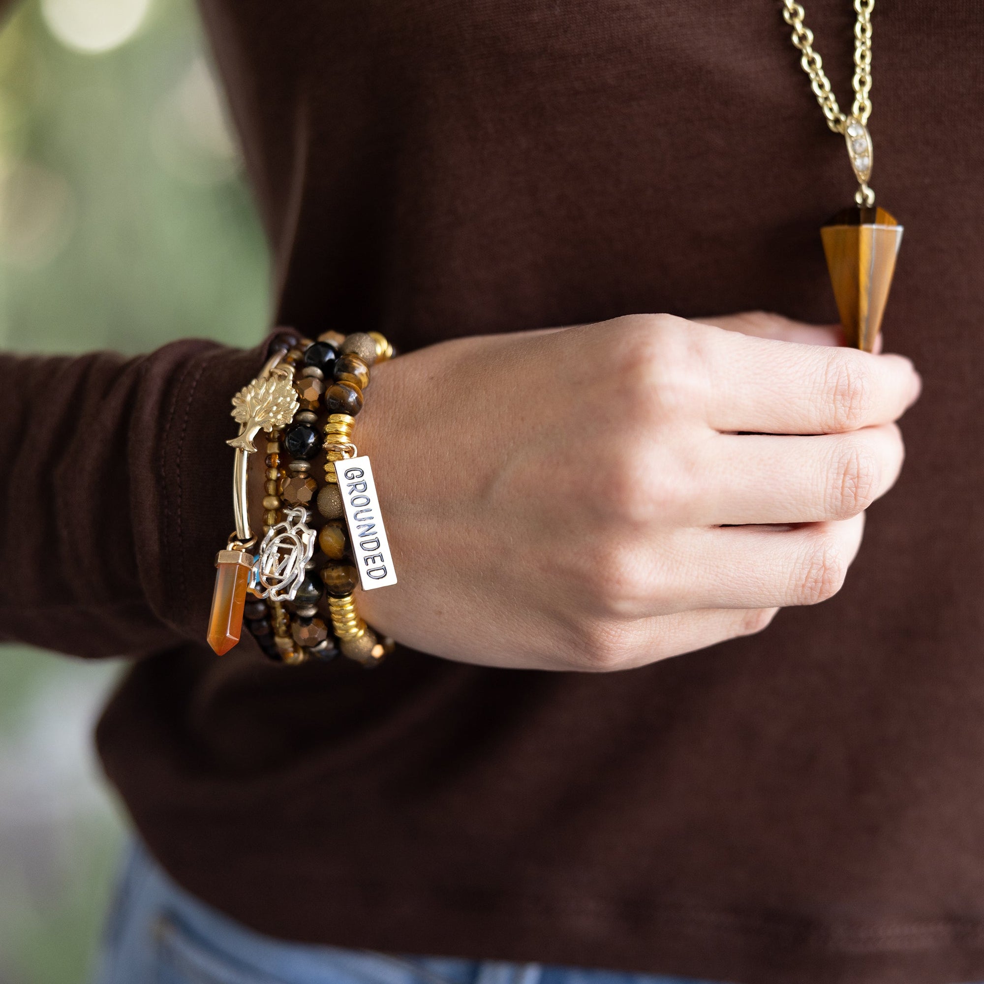 How to Host a Bead Bracelet-Making Party with Friends