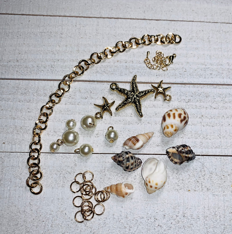 Seashell Charm Bracelet in Gold Jewelry Kit