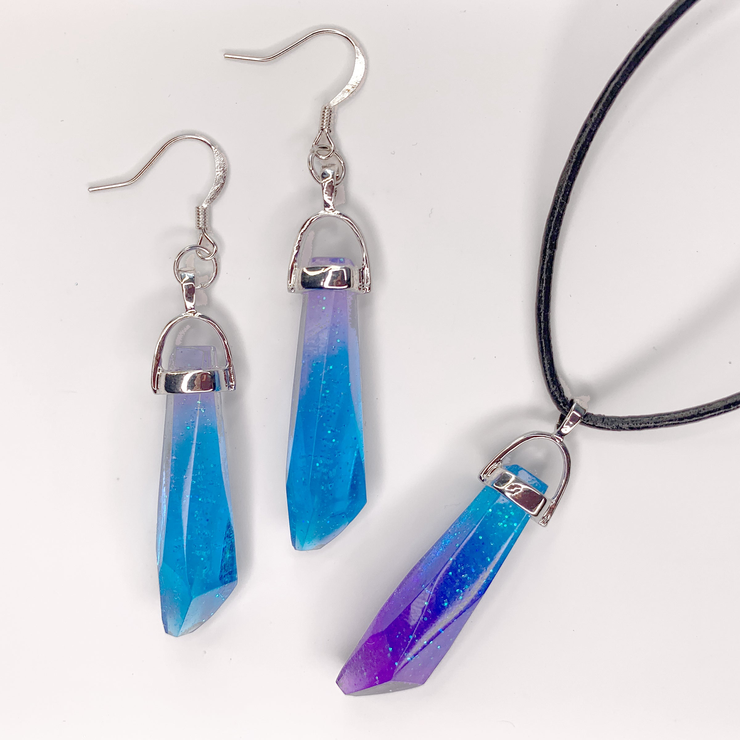 Seaside Pendants UV Resin DIY Kit – Jewelry Made by Me