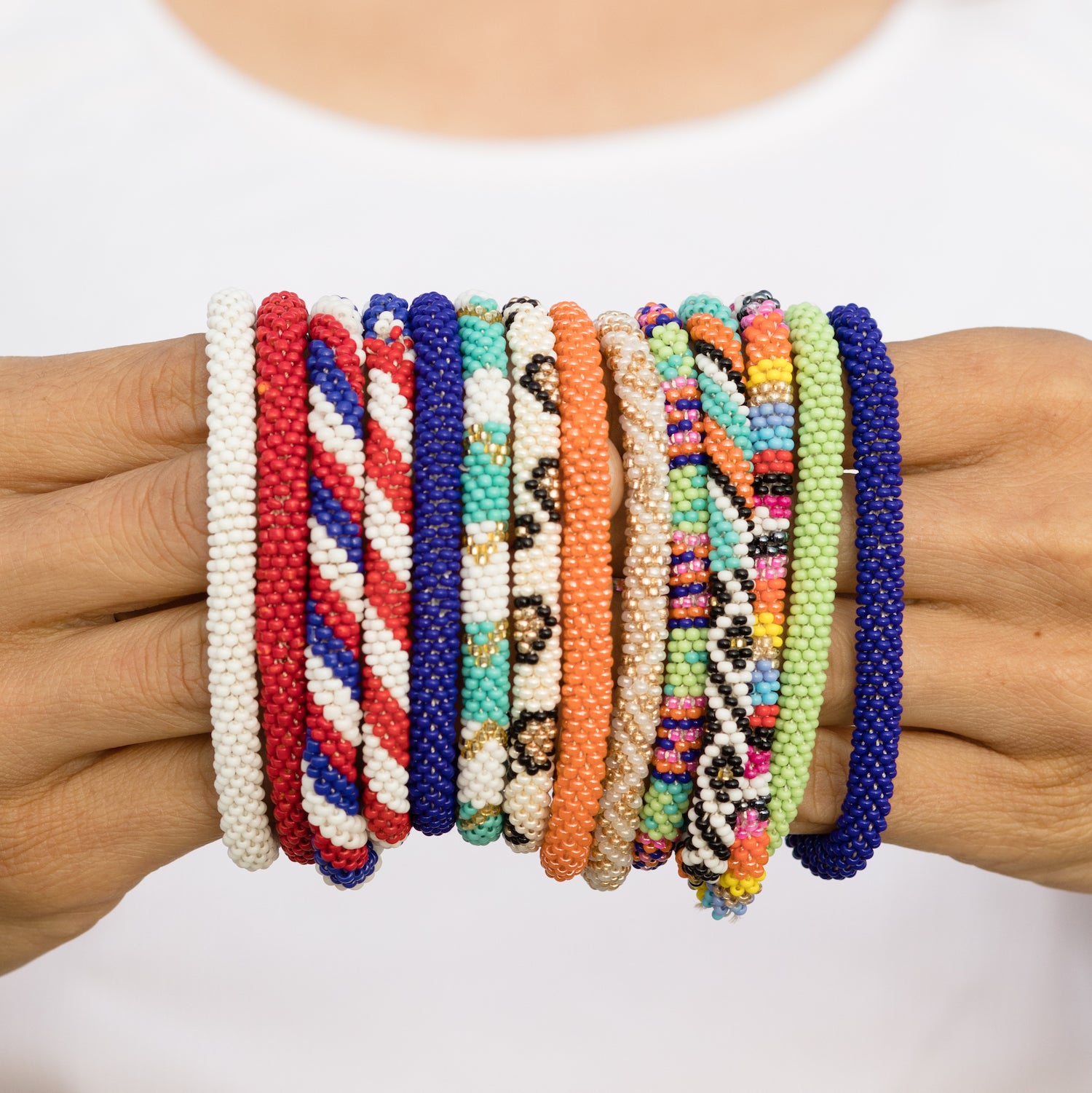 CHEVRON-AND-ON BEADS AND BRACELET KITS